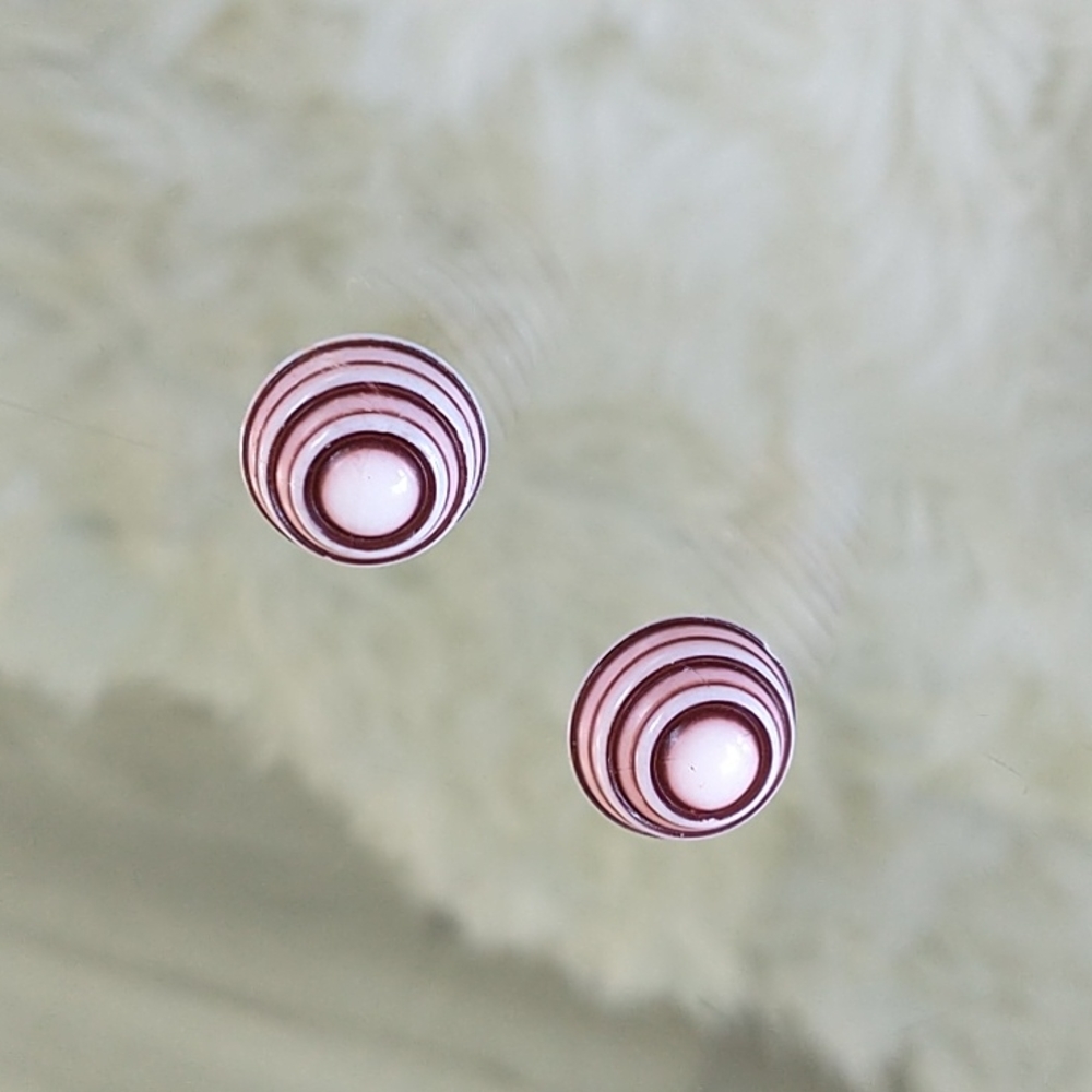 Vintage mid-century modern style brown pink raised circle earrings